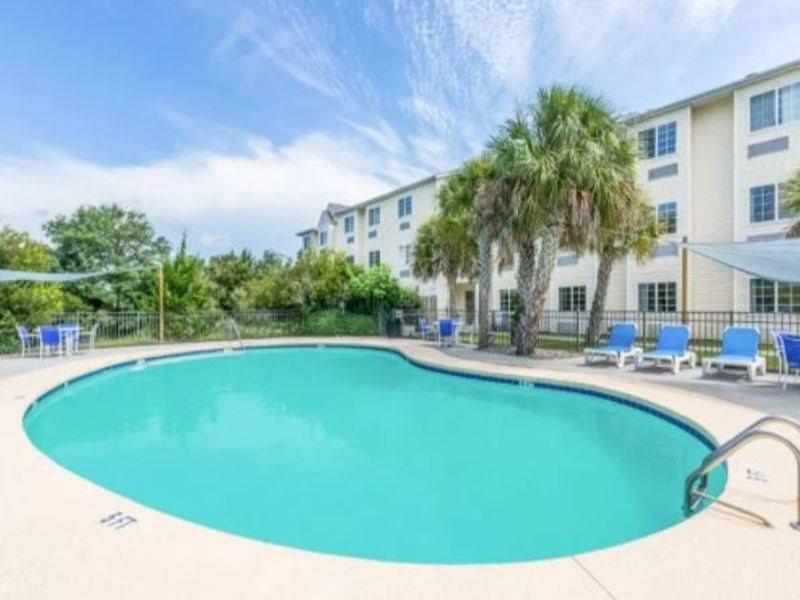 Microtel Inn & Suites By Wyndham Carolina Beach Zewnętrze zdjęcie