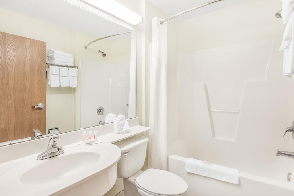 Microtel Inn & Suites By Wyndham Carolina Beach Zewnętrze zdjęcie