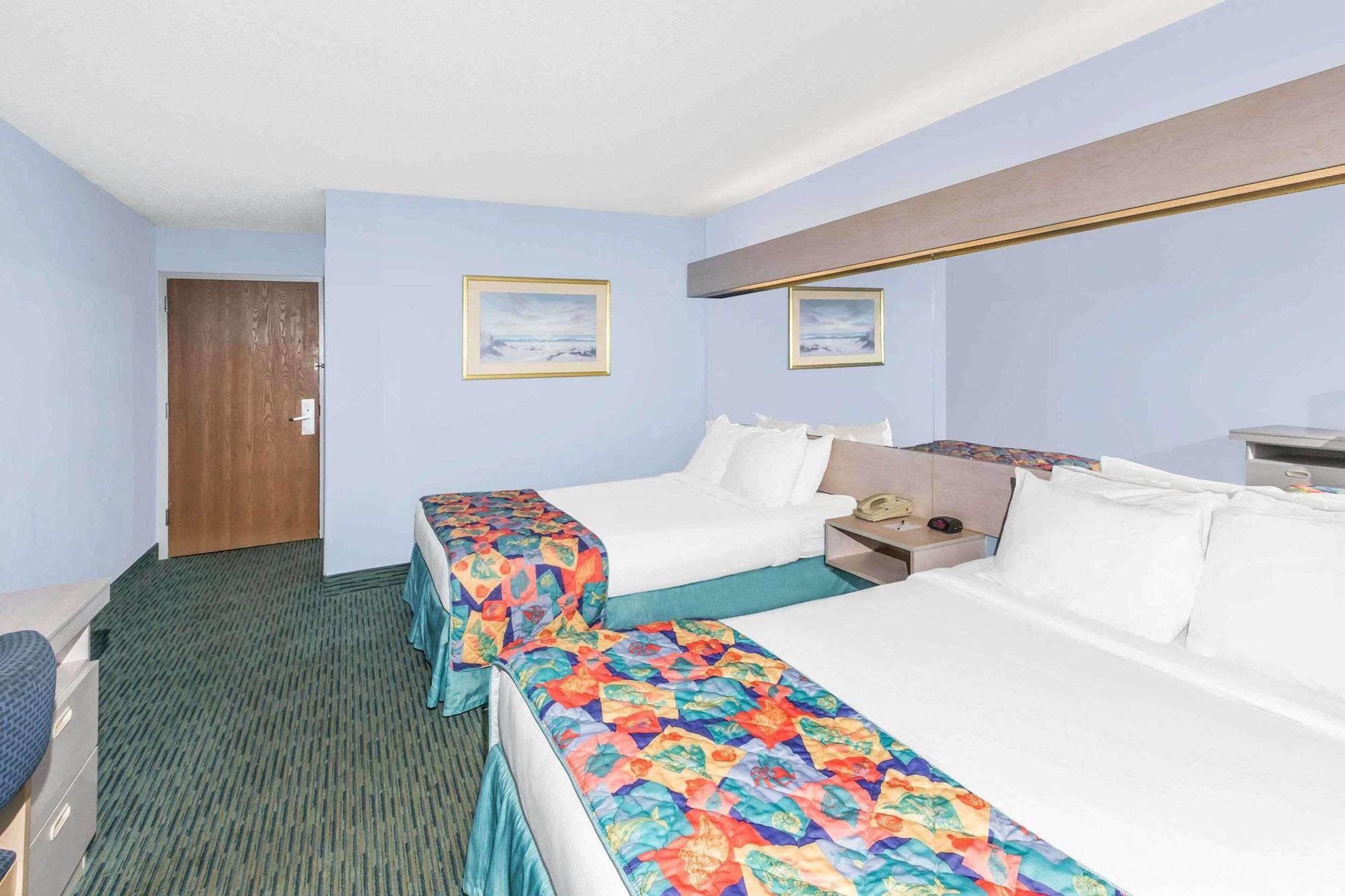 Microtel Inn & Suites By Wyndham Carolina Beach Zewnętrze zdjęcie