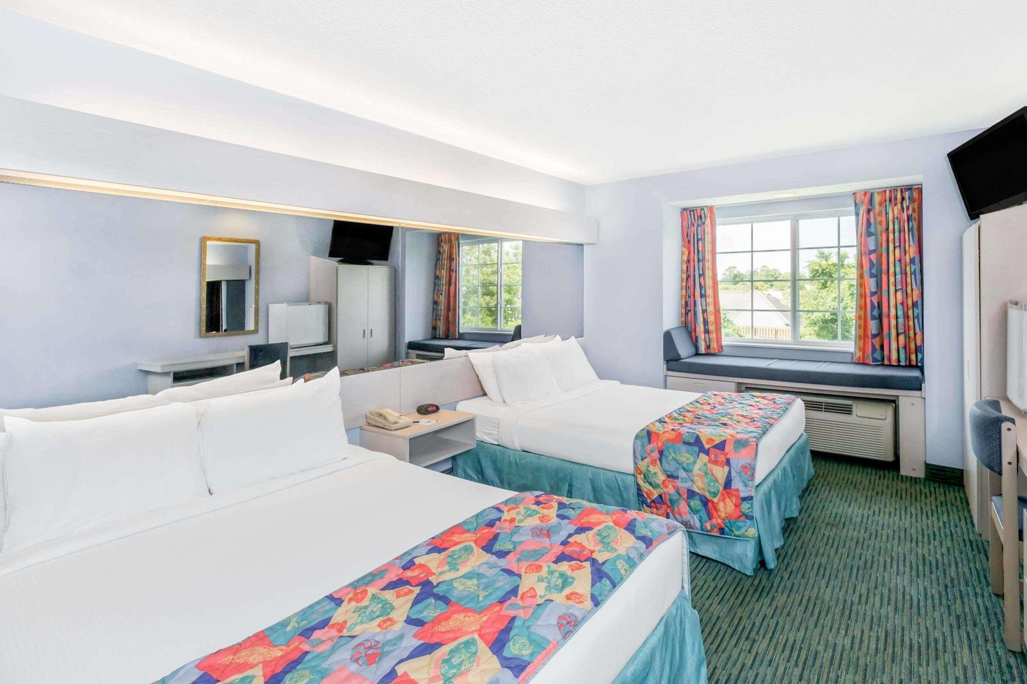 Microtel Inn & Suites By Wyndham Carolina Beach Zewnętrze zdjęcie