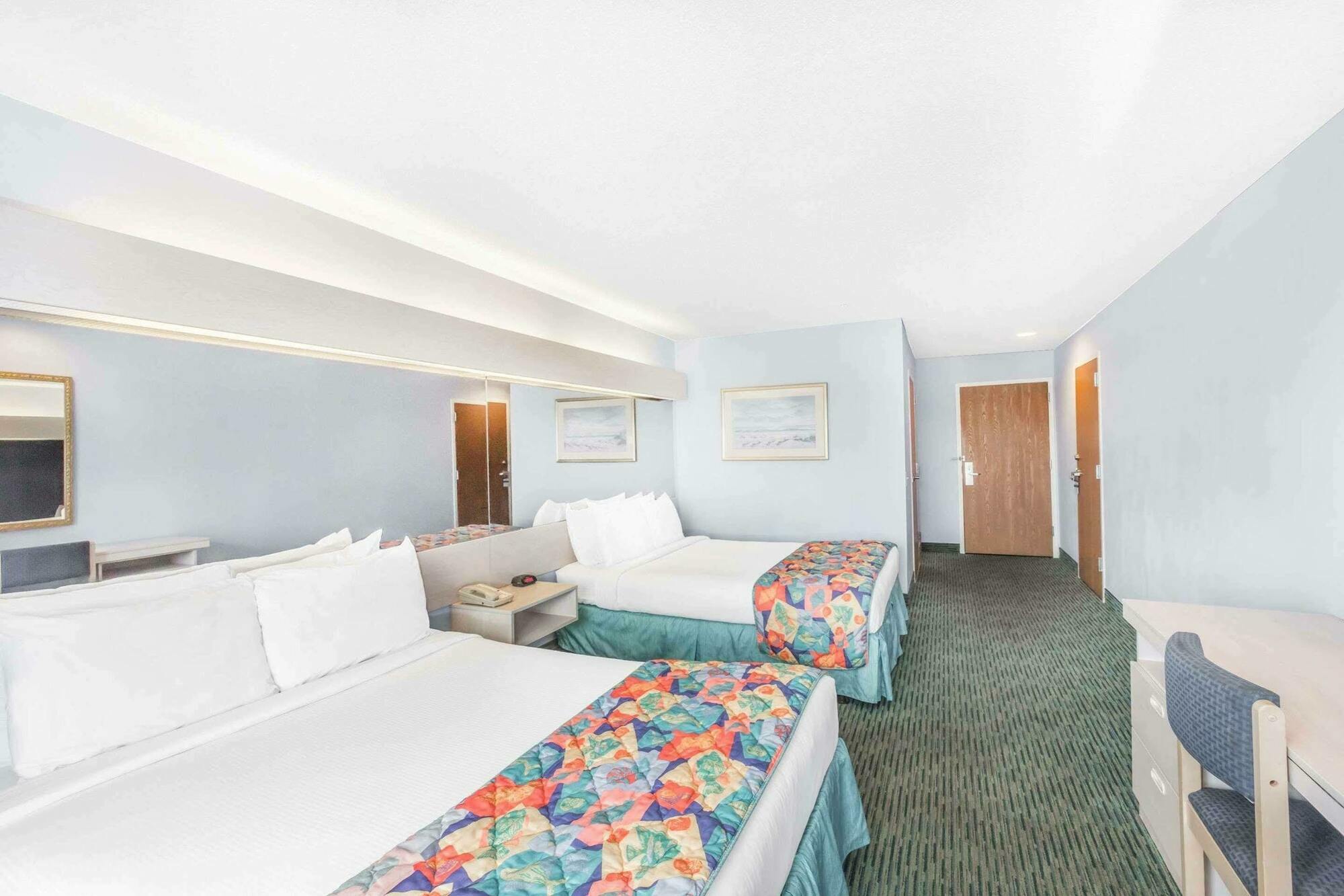 Microtel Inn & Suites By Wyndham Carolina Beach Zewnętrze zdjęcie